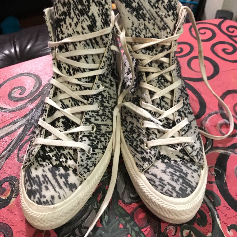 Converse high-tops